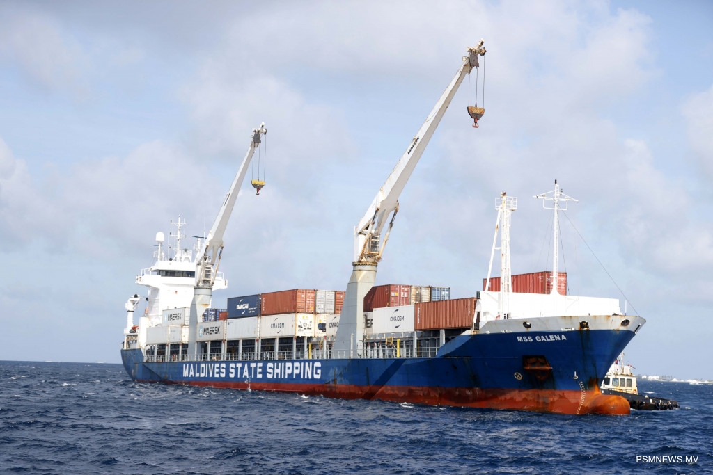 Maldives Delivers 25,000 Cases of Tuna to Cyclone-Hit Sri Lanka