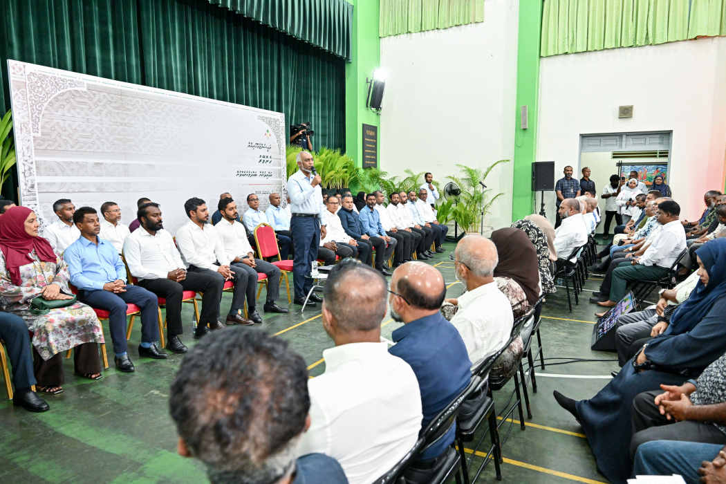Taxi Drivers Raise Concerns Over Unregistered Vehicles in Henveiru Development