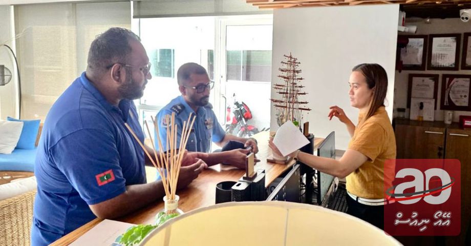 Maldives Police Launch Safety Campaign for Tourists During Makaraai and Heelathun Season
