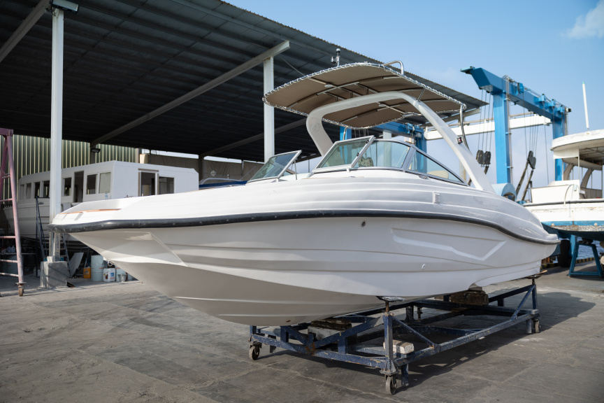 Dhiraagu Showcases Canary 28 Speedboat in ‘Enrol & WIN 2 Speedboats’ Promotion
