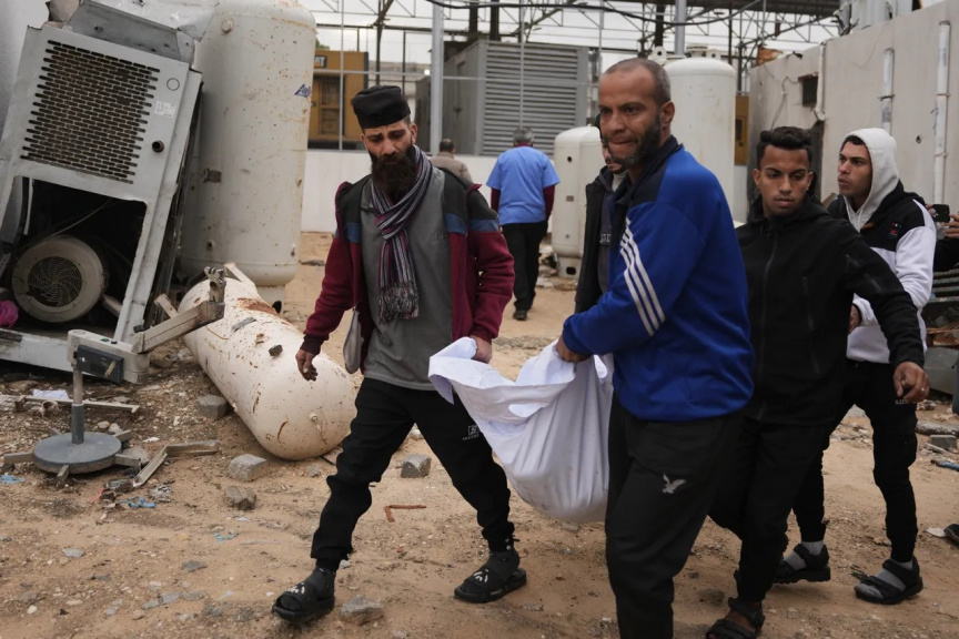 Israel Kills Two Palestinians, Wounds 18 in Gaza Despite Ceasefire