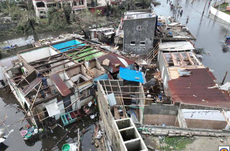 Cyclone 155 Miles Away Hits Madagascar City, Leaving 20 Dead