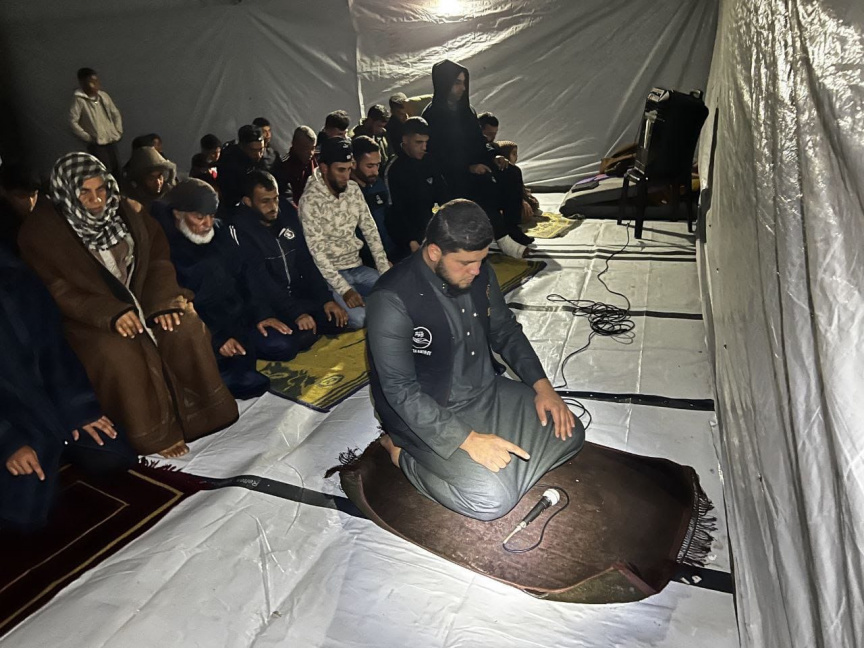 Additional Temporary Mosque Built in Gaza with Funding from Maldivians