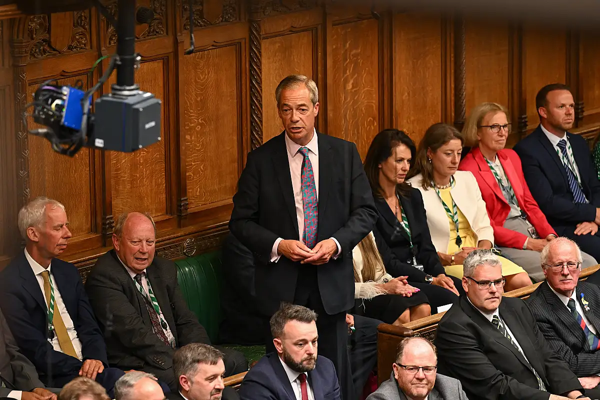 Farage Highlights Maldives' Potential Role in ICJ Chagos Case