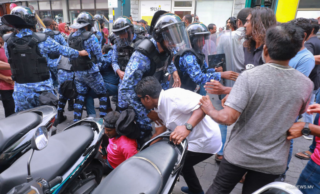 Media Commission Launches New Accreditation System to Protect Journalists Covering Protests