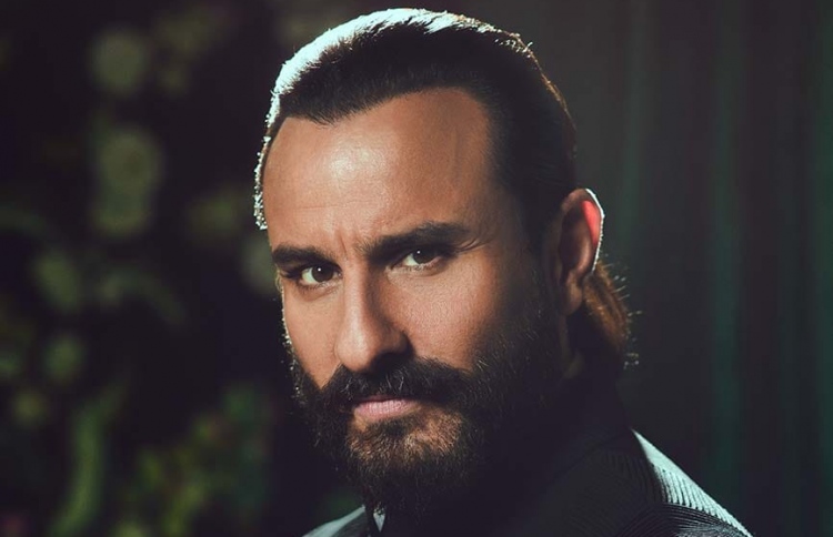 Saif Ali Khan joins Instagram, follows only Kareena Kapoor Khan