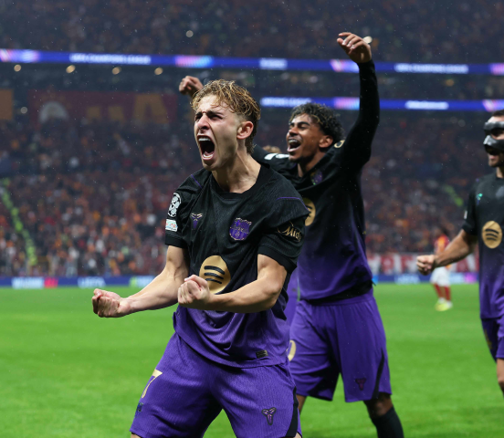 Barcelona Come From Behind to Beat Galatasaray 4-1 in UEFA Champions League