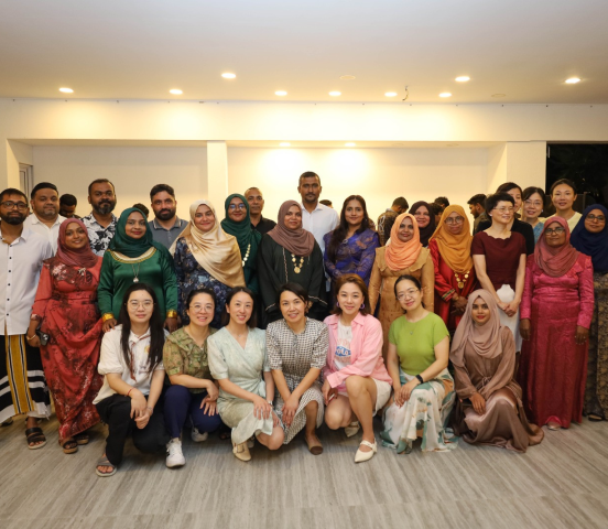 Sichuan medical specialists visit Addu Equatorial Hospital for maternal and child health exchange