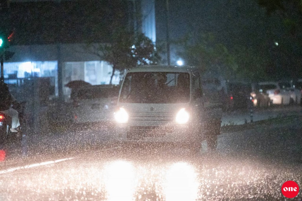 Maldives Issues Severe Weather Warning, Advises Caution