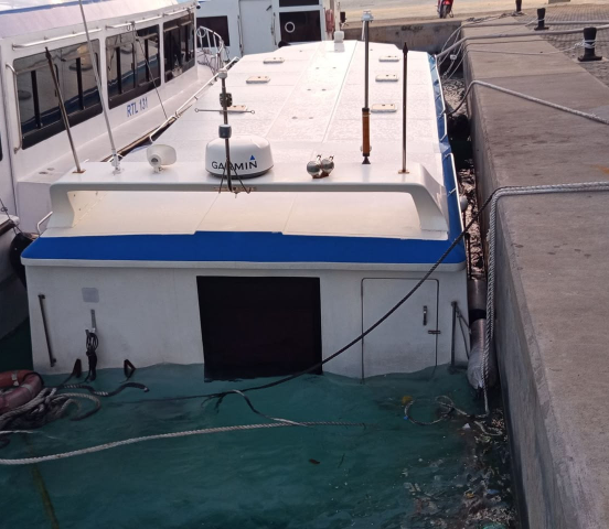 RTL Launch Sinks in Kulhudhuffushi Harbor After Heavy Rain, MNDF Responds