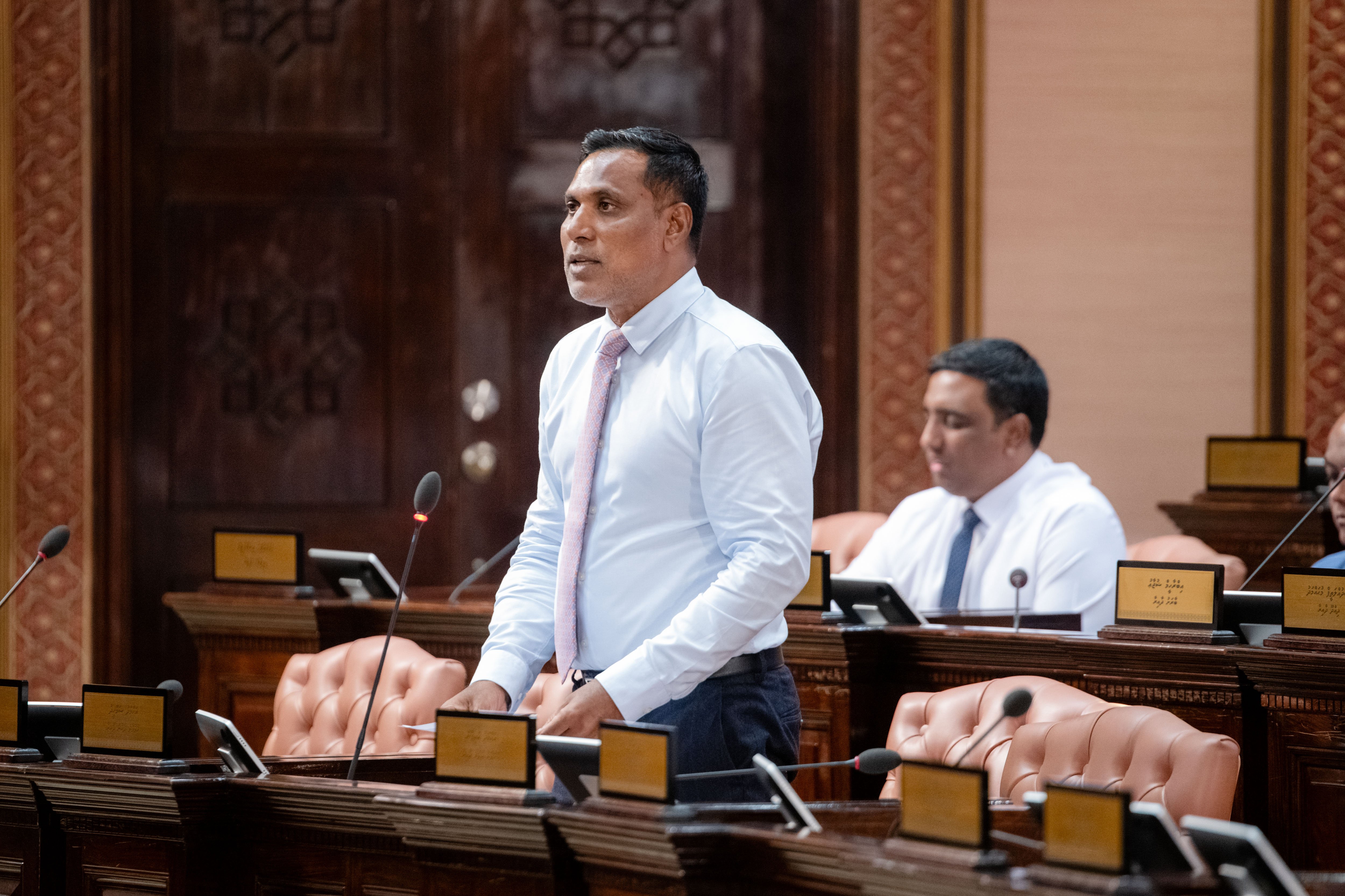 MP Shamheed calls for immediate halt to Rasmalé and N. Atoll township projects